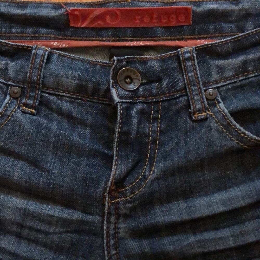 VINTAGE Refuge cropped jeans - high-low cut offs - Picture 5 of 7